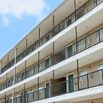 Budgetel Inn And Suites Atlanta Midtown