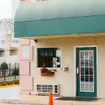 Budgetel Inn And Suites Atlanta Midtown