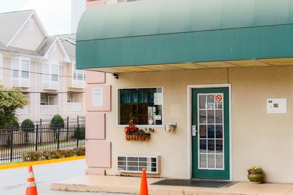 Motel Budgetel And Midtown Atlanta