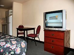 Motel Budgetel And Midtown