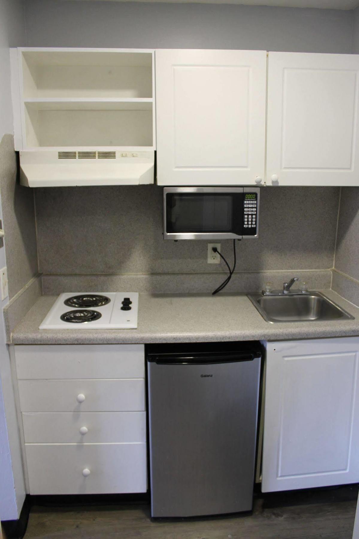 Motel Budgetel And Midtown 2*